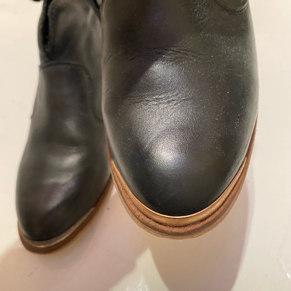 Black leather booties - Picture 5 of 5